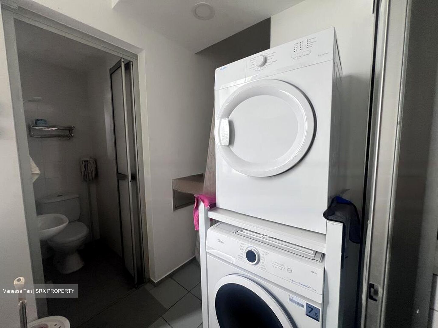Grandeur 8 (D20), Condominium #486010511